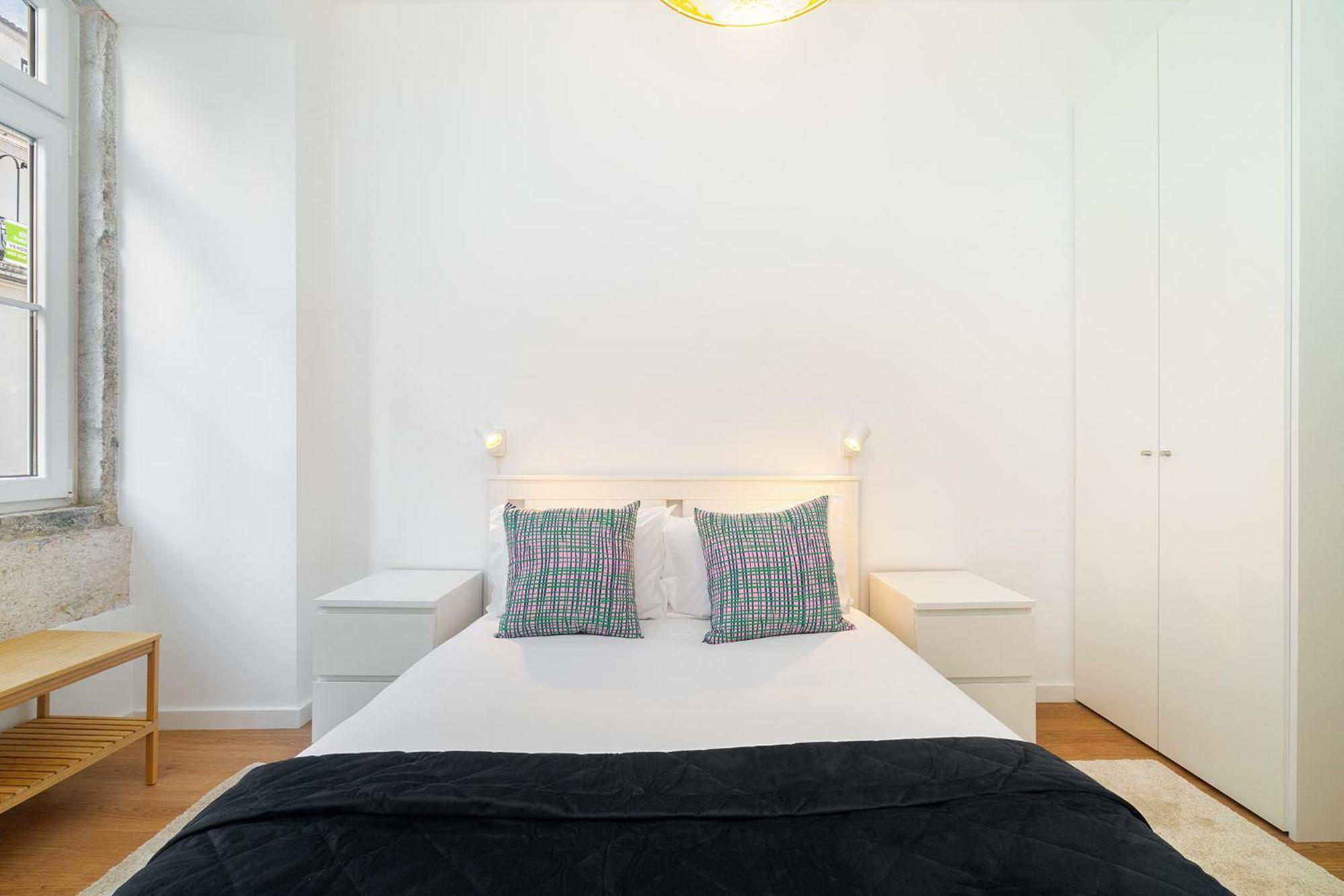 Whome Escape Exclusive Downtown Building For Rent Apartment *