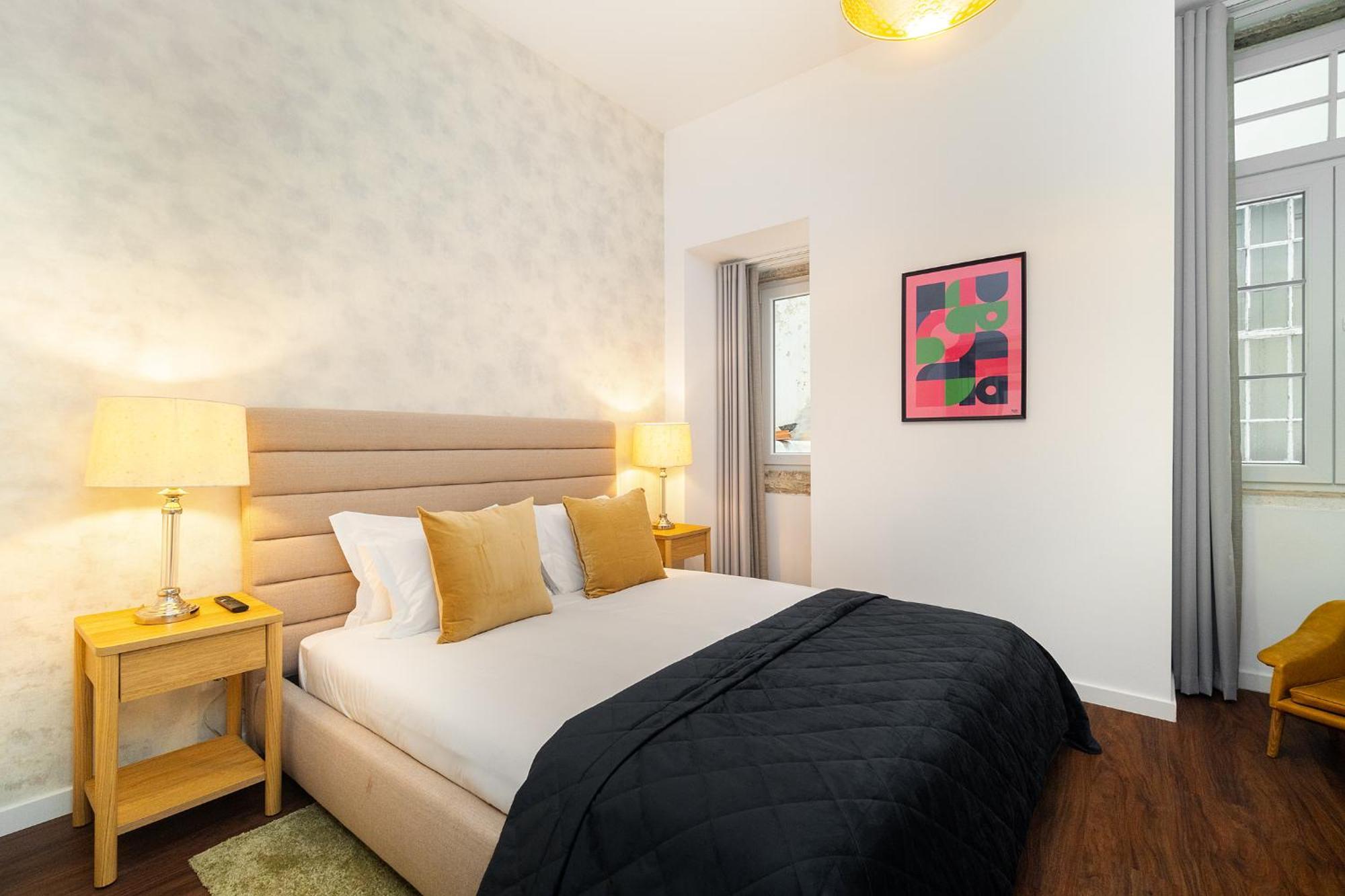 Whome Escape Exclusive Downtown Building For Rent Apartment *